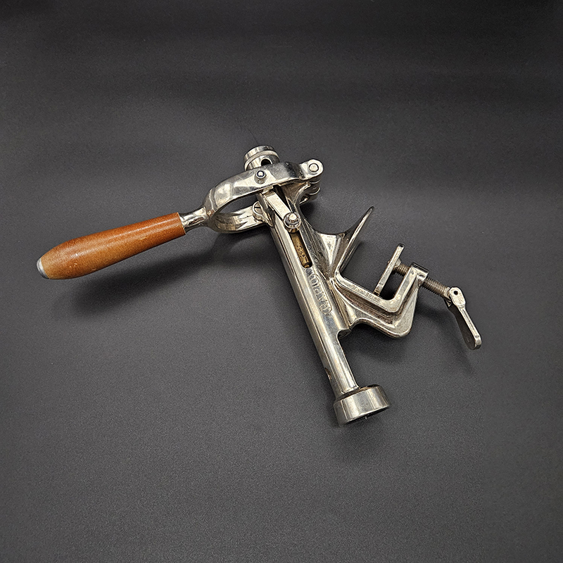 Proptrækker bord model thumbnail 1